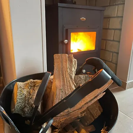 Chalet The House Feneos *