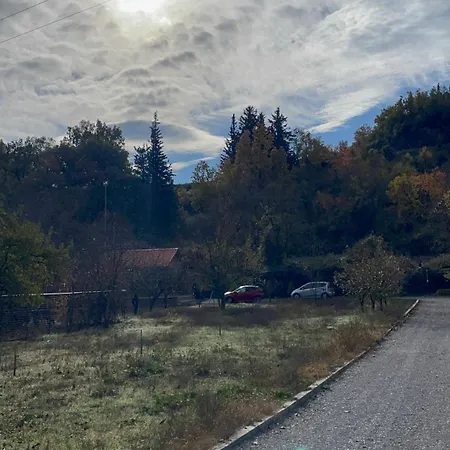 Chalet The House Feneos